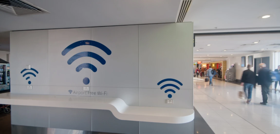 Best Airports with Free Wi-Fi and Workspaces