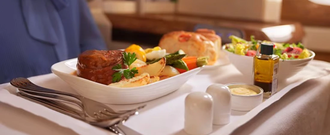 Emirates A380 Business Class Review: DXB to LHR