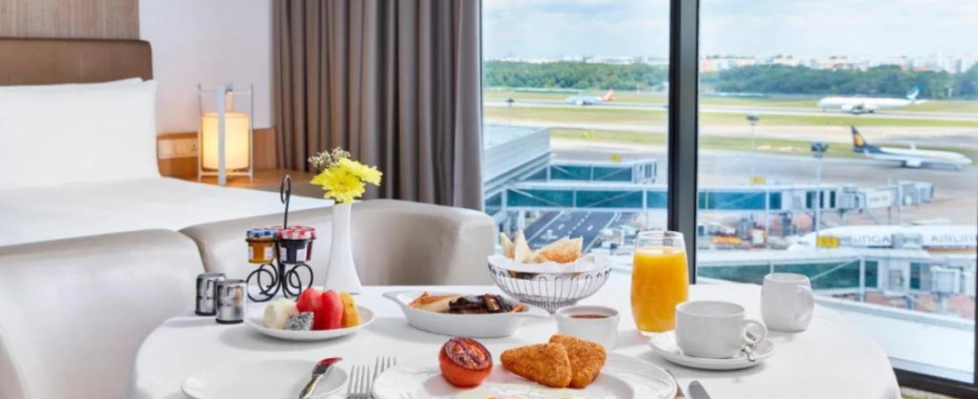 Best Airport Hotels with Free Shuttle & Breakfast