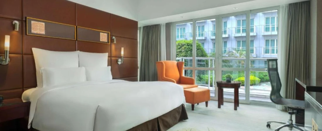 Best Airport Hotels for Red-Eye Recovery