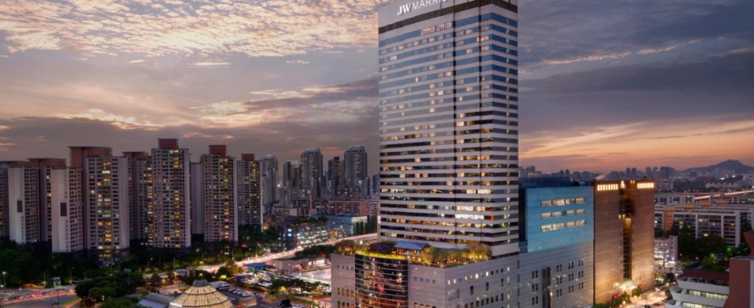 Best Hotel Brands for Business Travelers in Asia