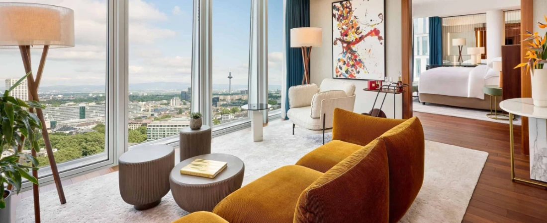JW Marriott vs. Ritz-Carlton: Which Delivers More Luxury?