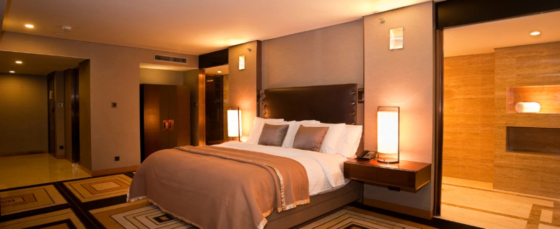 Boutique vs. Big Chain: What’s Better for Business Travel?