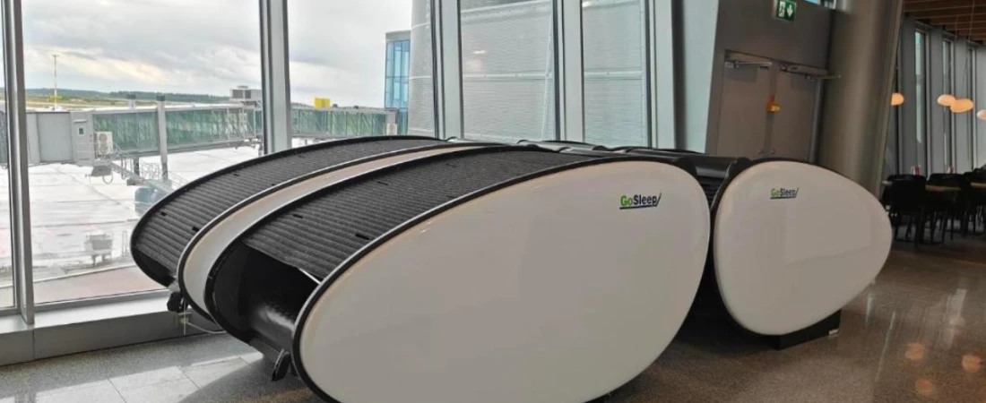 How to Sleep Comfortably Inside an Airport